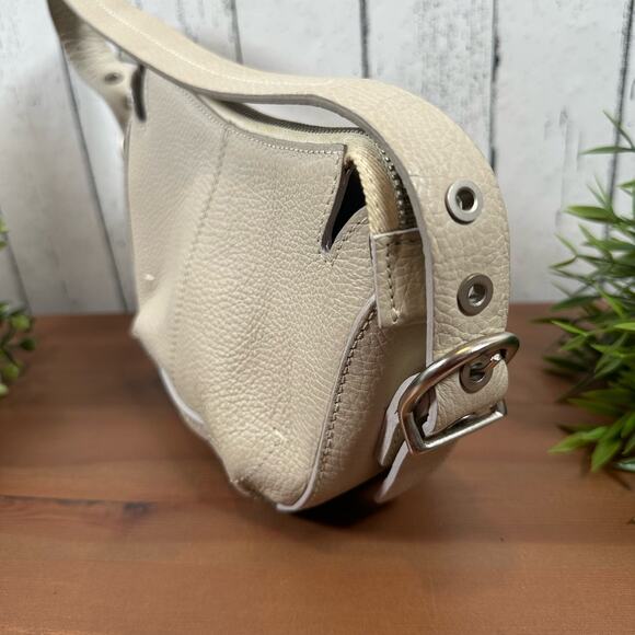 Peter Kent Leather Small Handbag - Picture 4 of 13